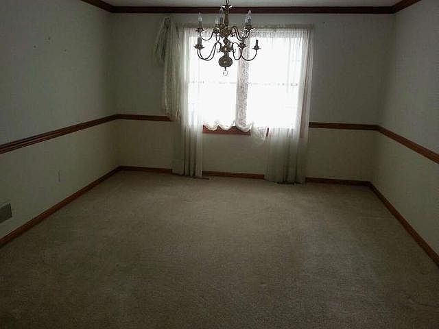 1st image of 1078 Longwood Dr