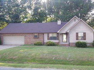 157 Buttonwood Dr, Jackson, TN 38305
