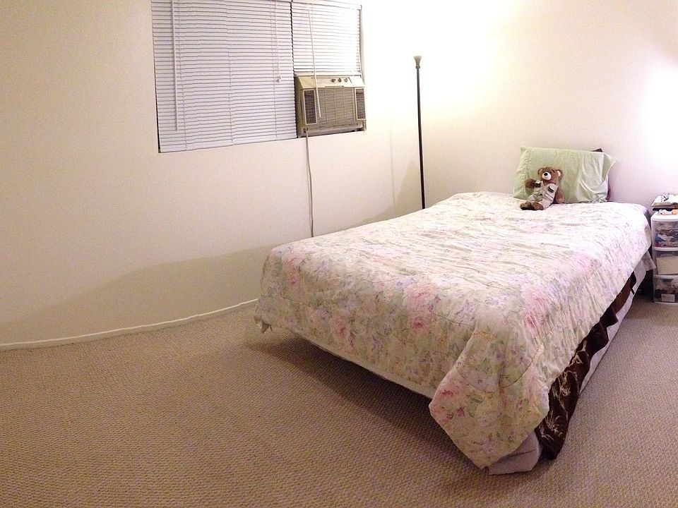 2nd image of 25268 Taylor St APT B