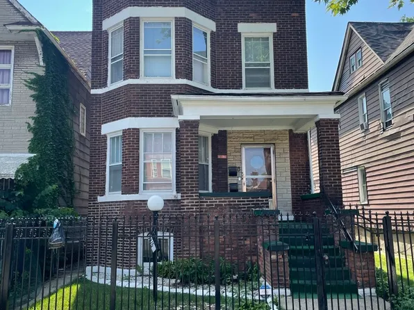 8316 S Manistee Ave, Chicago, IL 60617
