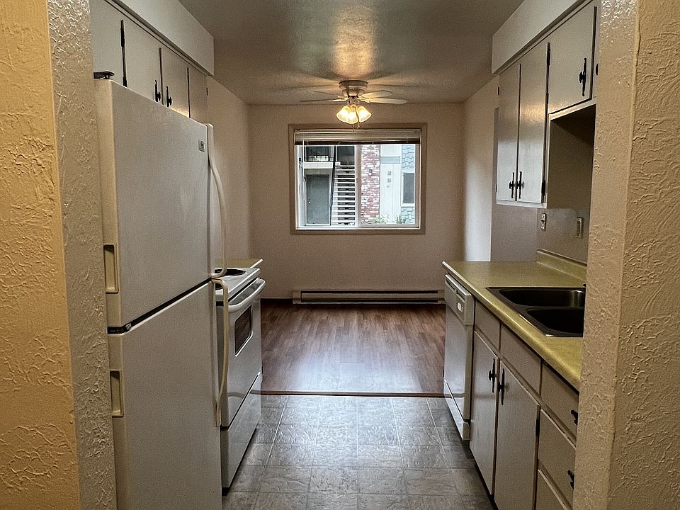 1st image of 3514 Sandra Ave N APT 38