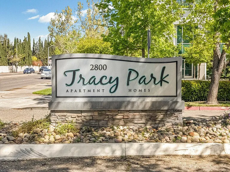 Tracy Park — Photo 21