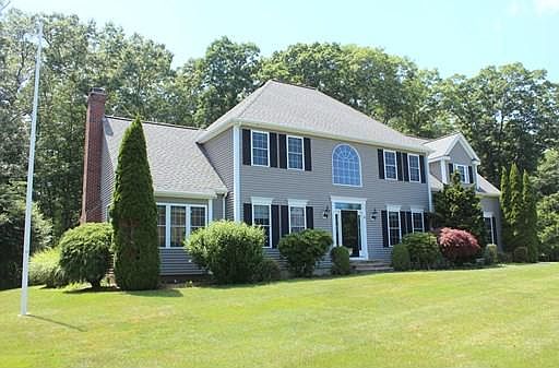 1st image of 40 Hardwick Rd