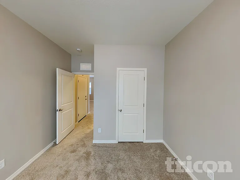 379 W Mammoth Cave Dr — Photo 8