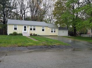 8 Maple Ave, Chelmsford, MA 01824