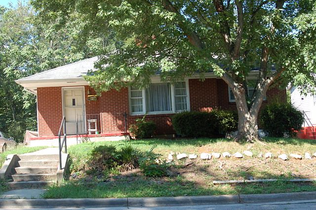 1st image of 115 Wendell Scott Dr