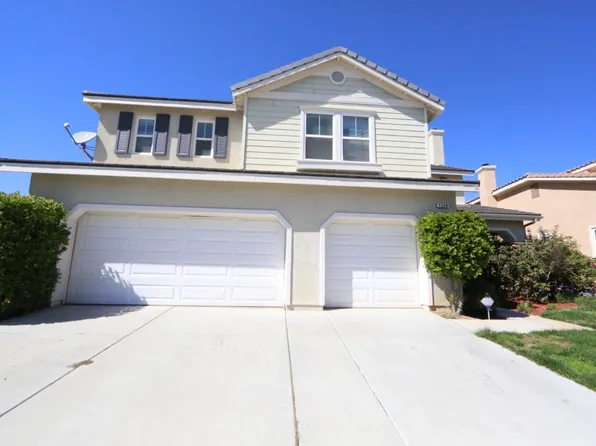 1548 Phoenix Dr, Beaumont, CA 92223
