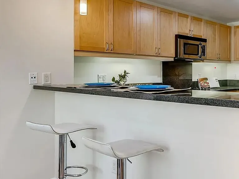 1150 J St #1 — Photo 11