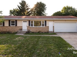 5239 Brookwood Dr SE, Kentwood, MI 49508