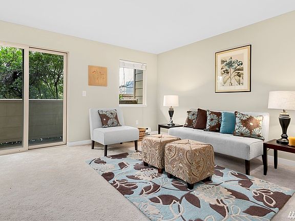 2nd image of 4800 Fauntleroy Way SW APT 109