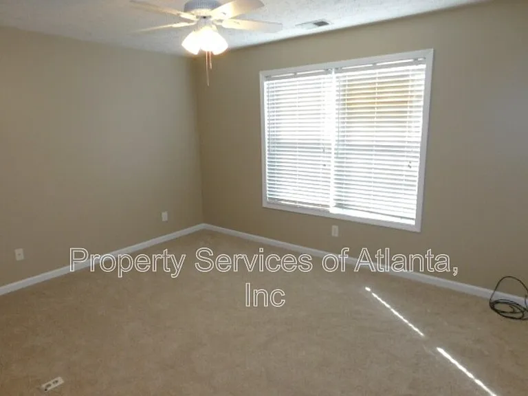311 Windcroft Cir NW — Photo 19