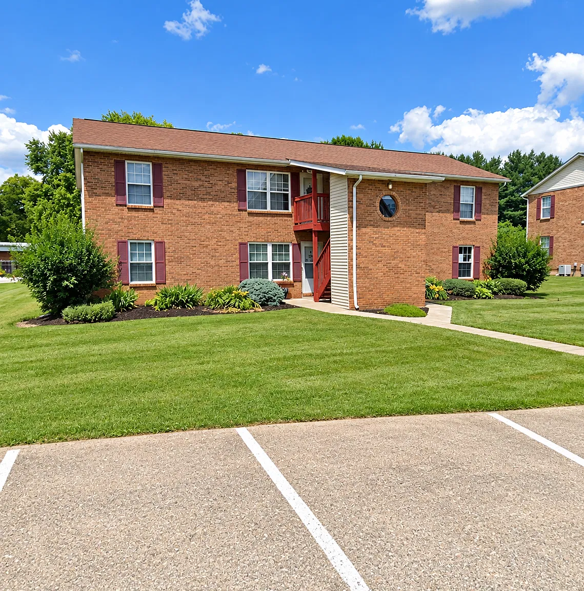 2 bed, 900 sqft, $950 — Photo 1