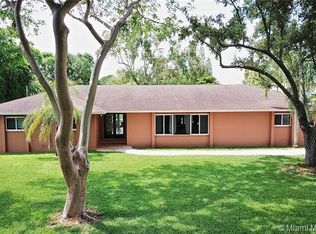 18850 SW 218th St, Miami, FL 33170