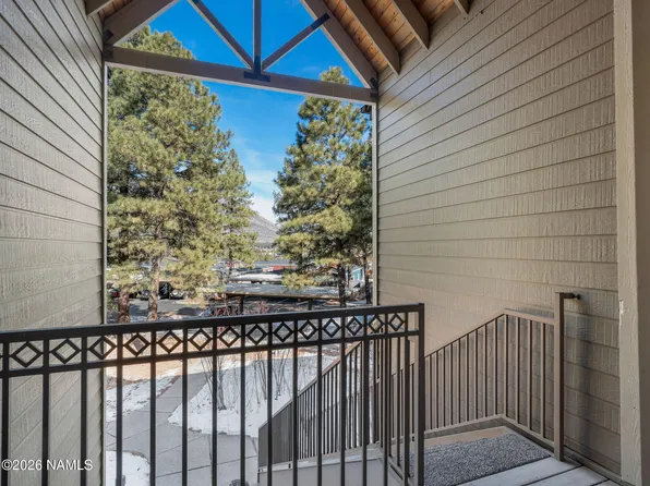 1401 N 4th St APT 221, Flagstaff, AZ 86004