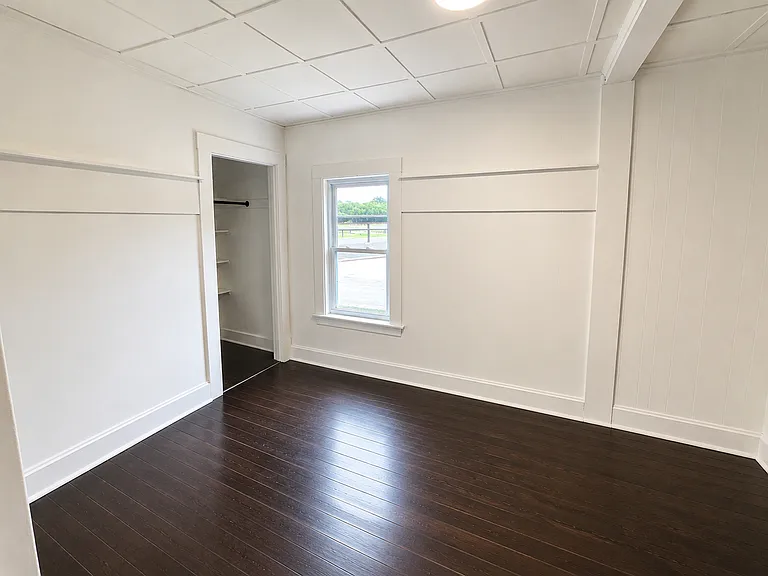 294 Plymouth St — Photo 16