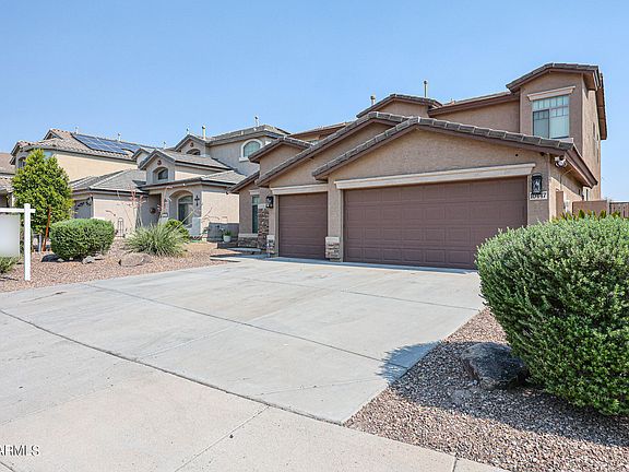 4th image of 10447 W FOOTHILL Drive