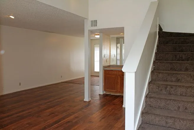 Broken Oak Townhomes — Photo 18
