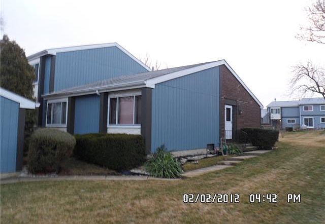 2nd image of 289 Dupage Dr