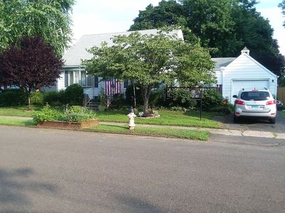 19 Mettler St, Woodbridge, CT, 06525
