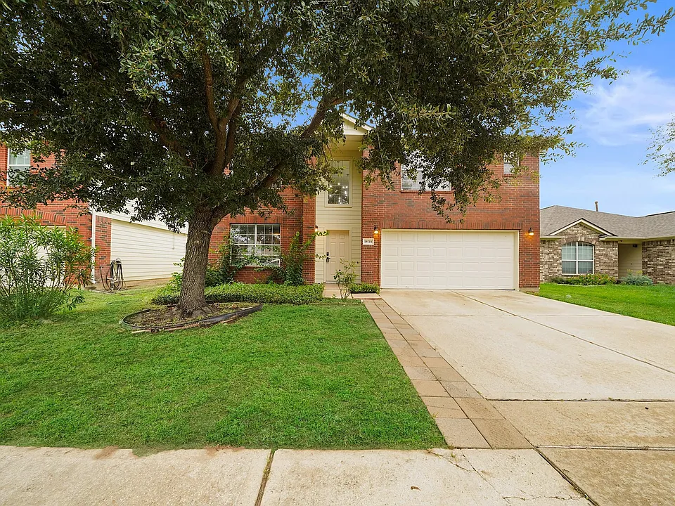 19218 Augusta Mist Ln