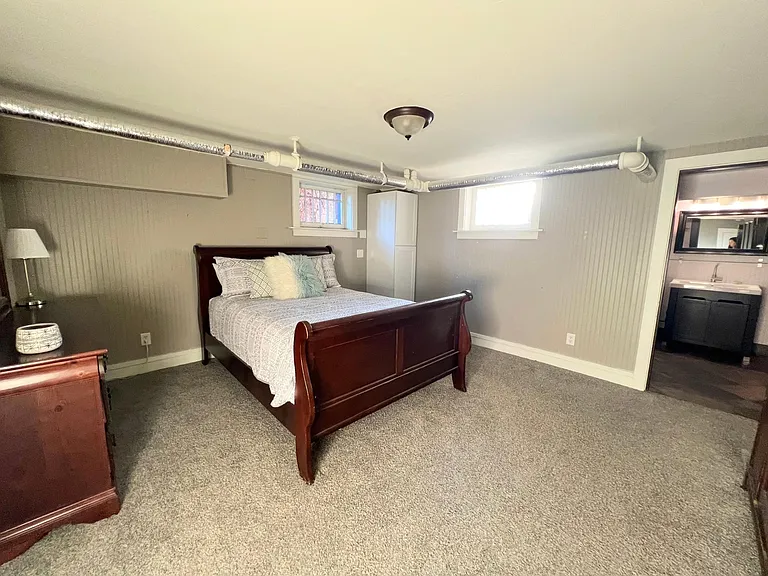 2520 Jefferson Ave — Photo 24