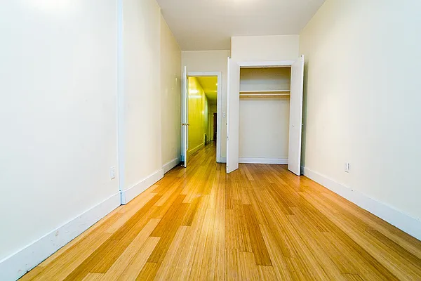 Rented by Nooklyn NYC LLC | media 9