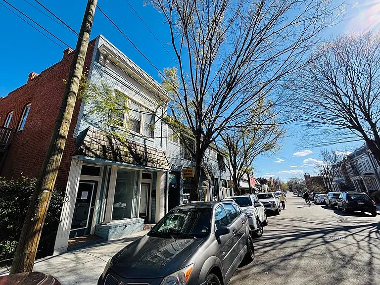 427 Strawberry St #A — Photo 2