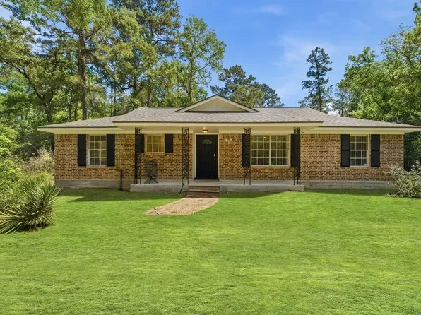 10820 Longleaf Dr, Conroe, TX 77385
