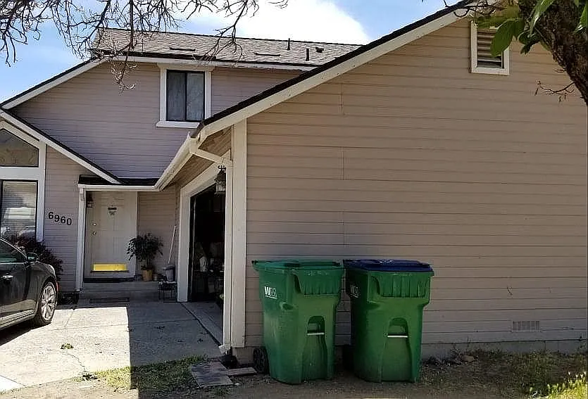 6960 Freedom Dr photo 1