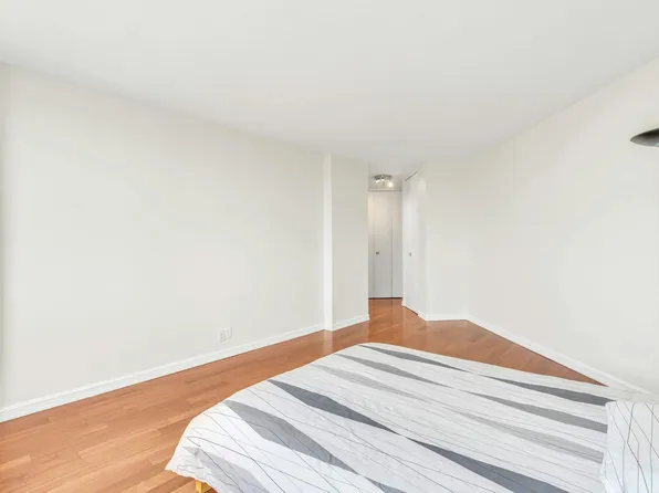 7004 Blvd East image 23 of 34