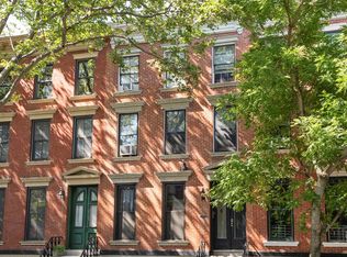 21-37 45th Ave, Long Island City, NY 11101