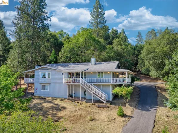 13163 Jackson Mill Dr, Groveland, CA 95321