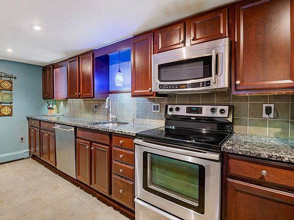 5th image of 80 Pond Street #1