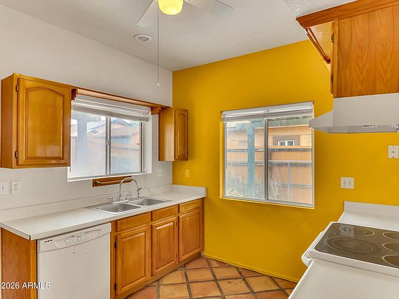 3rd image of 1331 E APOLLO Road