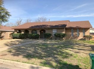 807 Imperial Dr, Denton, TX 76209