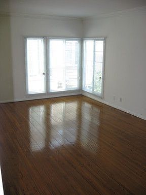 2nd image of 9358 1/2 W Olympic Blvd