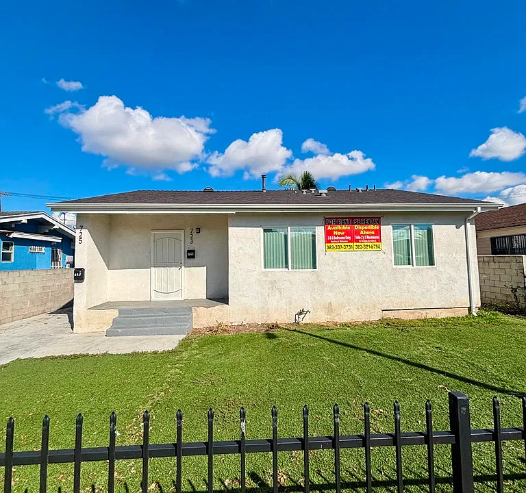 723 W 78th St