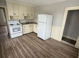 2 Front Pl, Waterville, ME 04901