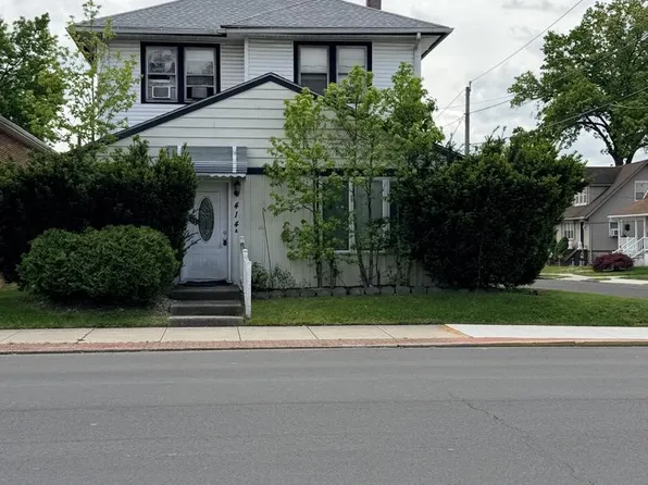 414 W Kings Hwy, Mount Ephraim, NJ 08059
