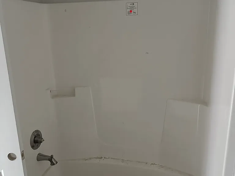 410 Anderson St — Photo 9