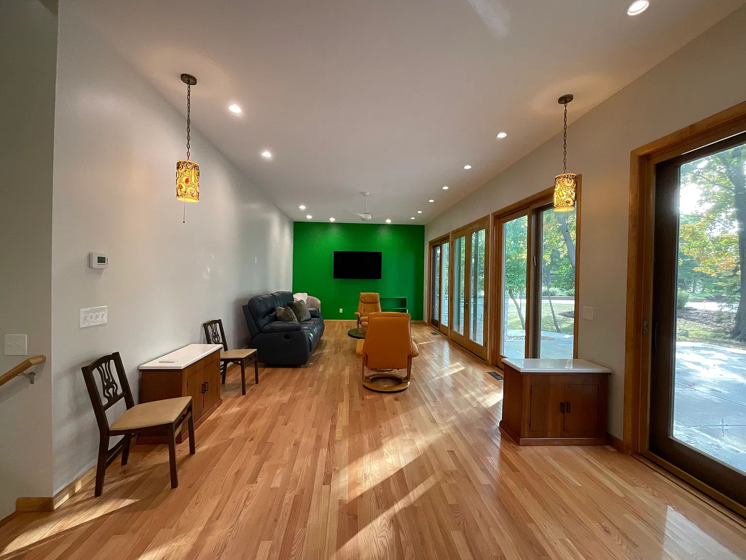 5 bed, 2714 sqft, $6,900 — Photo 3