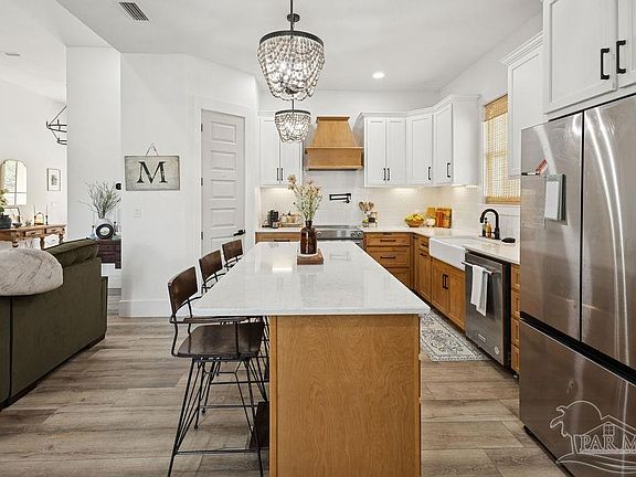 3rd image of 11278 Old Pine Loop Rd