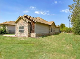 2009 S Dixieland Rd APT E, Rogers, AR 72758