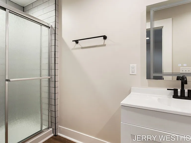 715 Butterworth St SW #2 — Photo 18