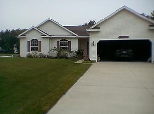 384 E South Dr, Milford, IN 46542