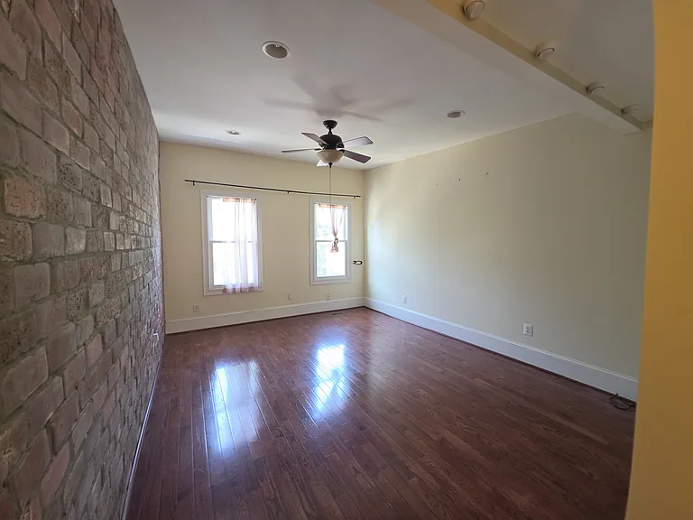 1315 K St SE — Photo 15