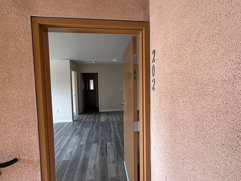 1428 Monterey St — Photo 14
