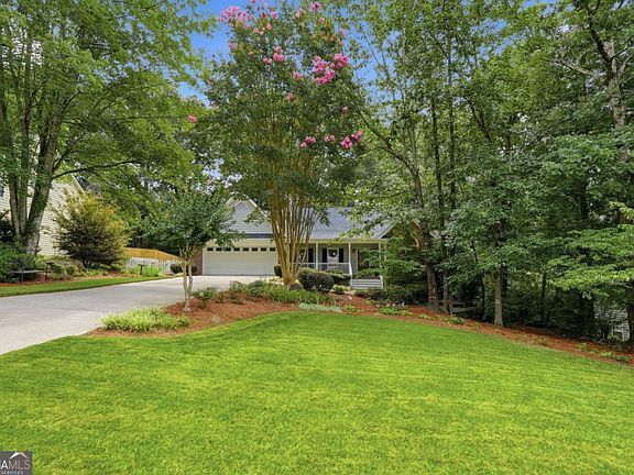 2nd image of 3925 Piper Glen Dr
