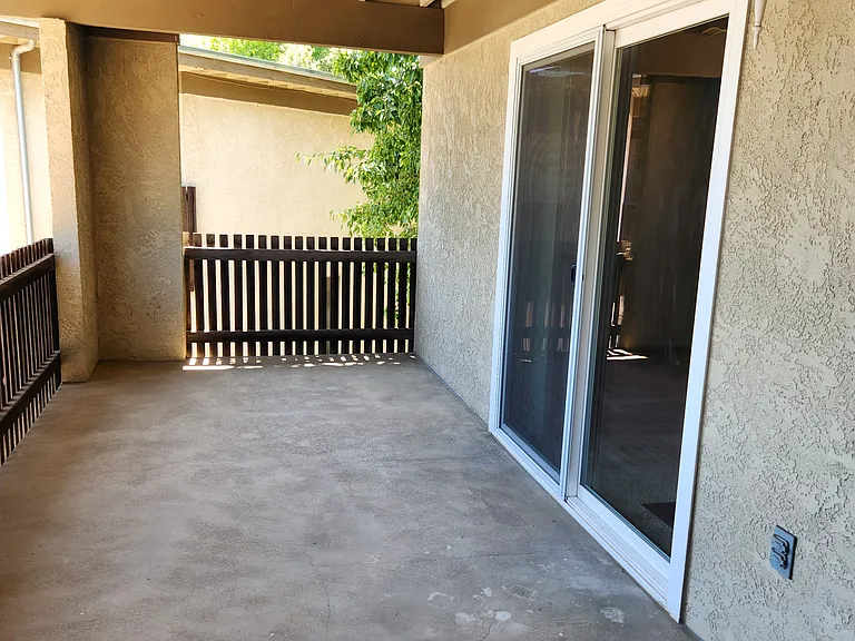 6033 Leafwood Dr — Photo 17