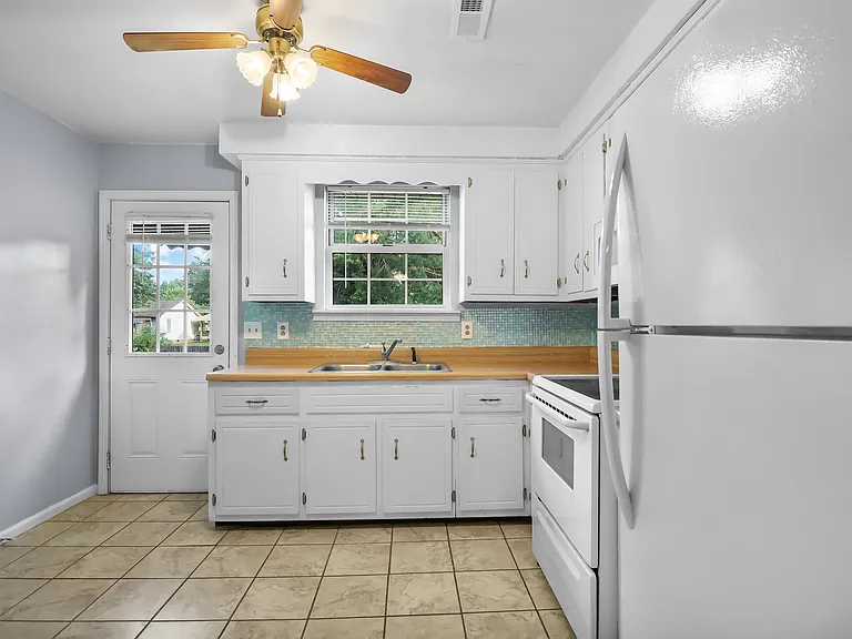636 R S Bradley Blvd #A — Photo 16